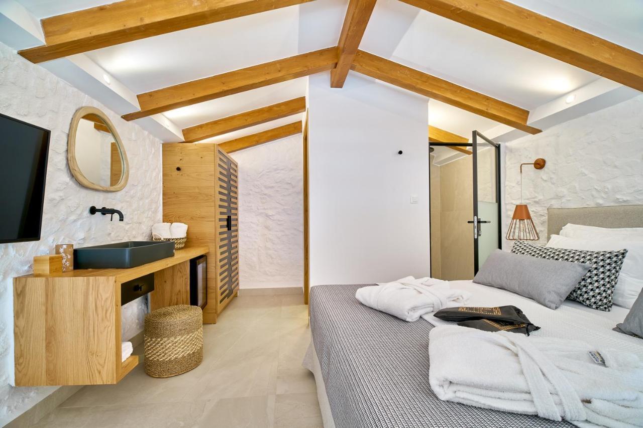 העיירה רתימנו Vista Del Porto Luxury Suites מראה חיצוני תמונה